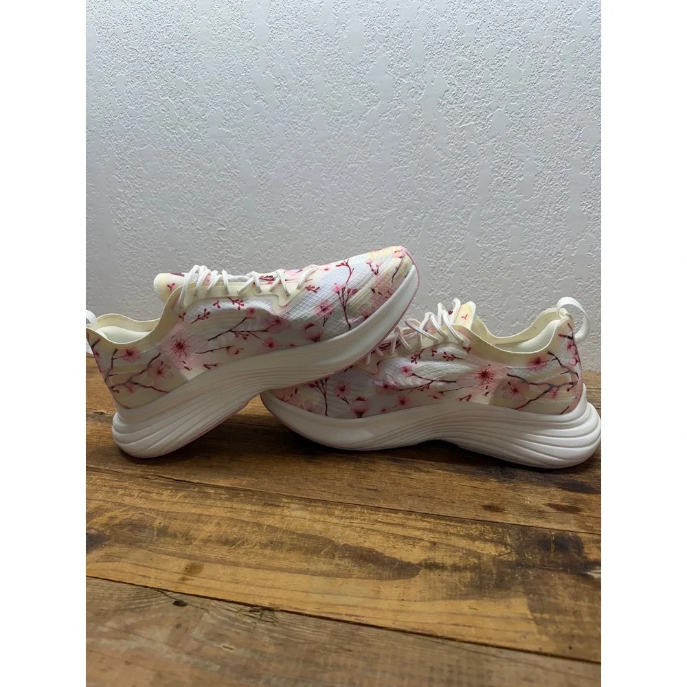 APL worn once